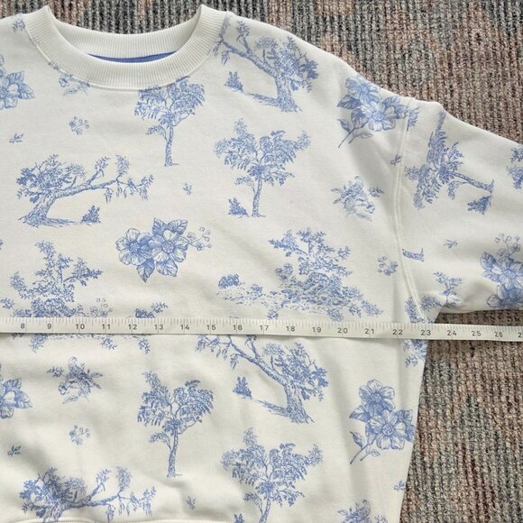 Twik Sweater, size S - Picture 2 of 4